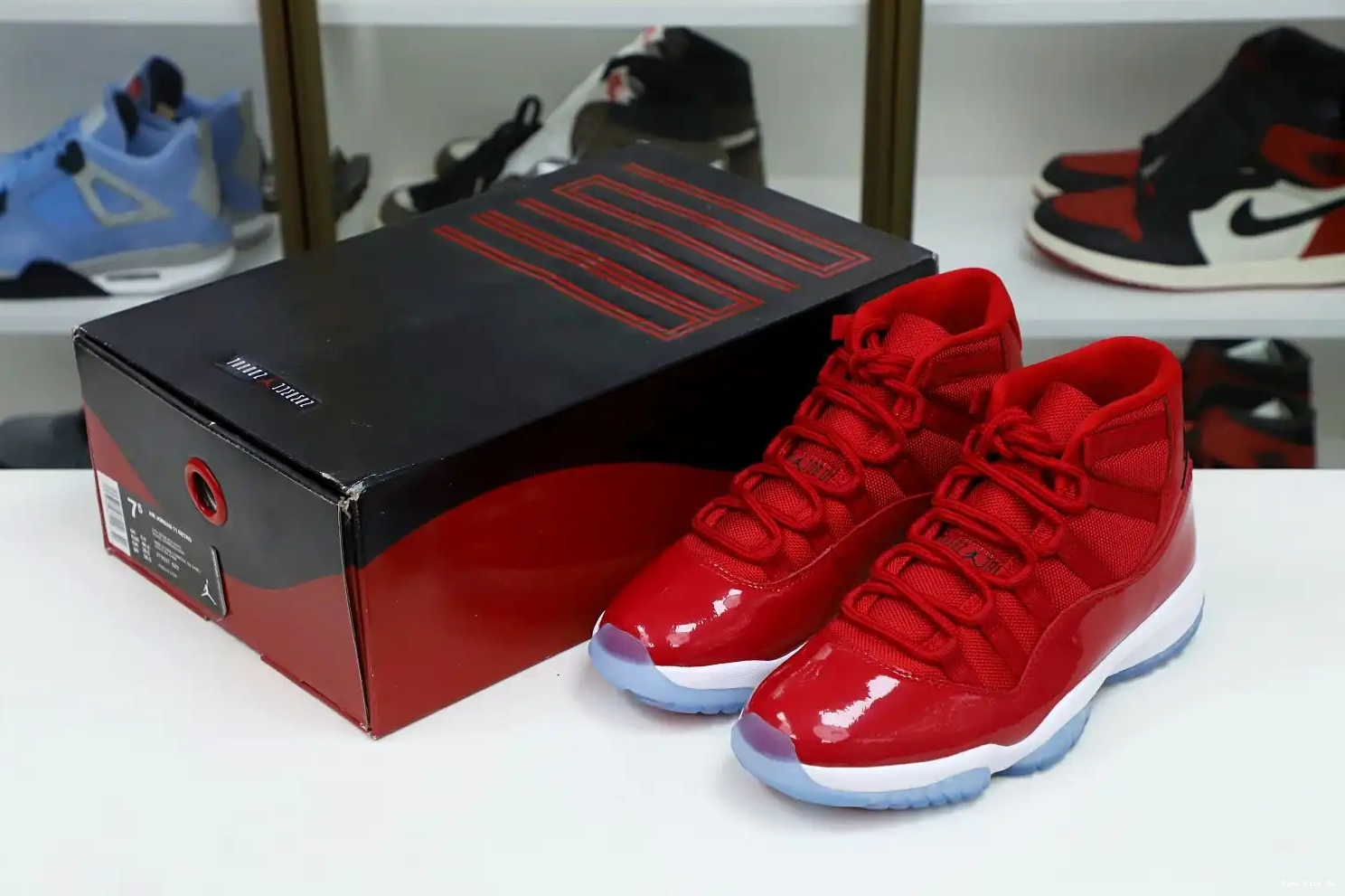 WIN RETRO Kimikick 96 LIKE 378037-623 JORDAN 11 0508